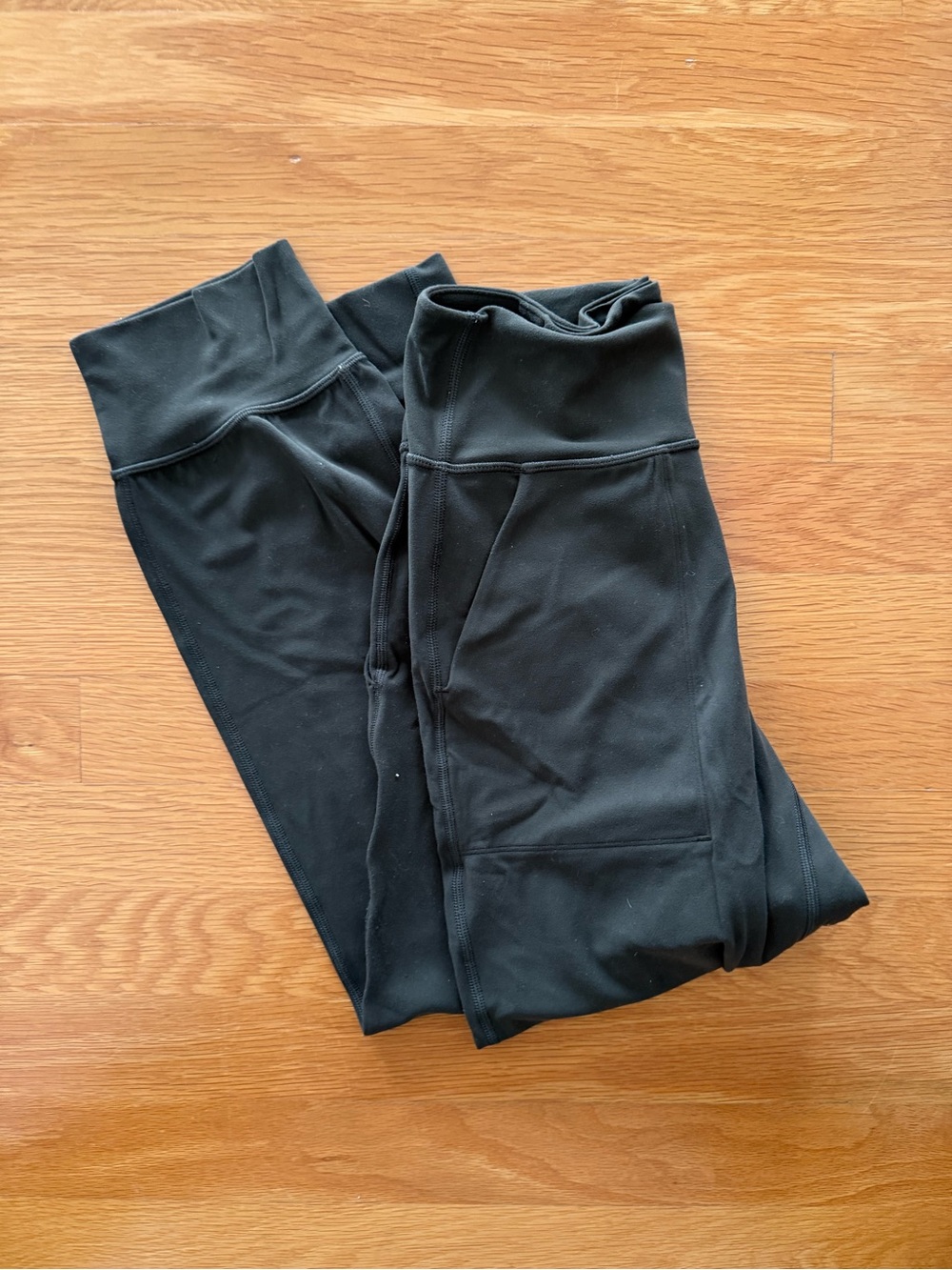 Women’s army green jogger capri legging